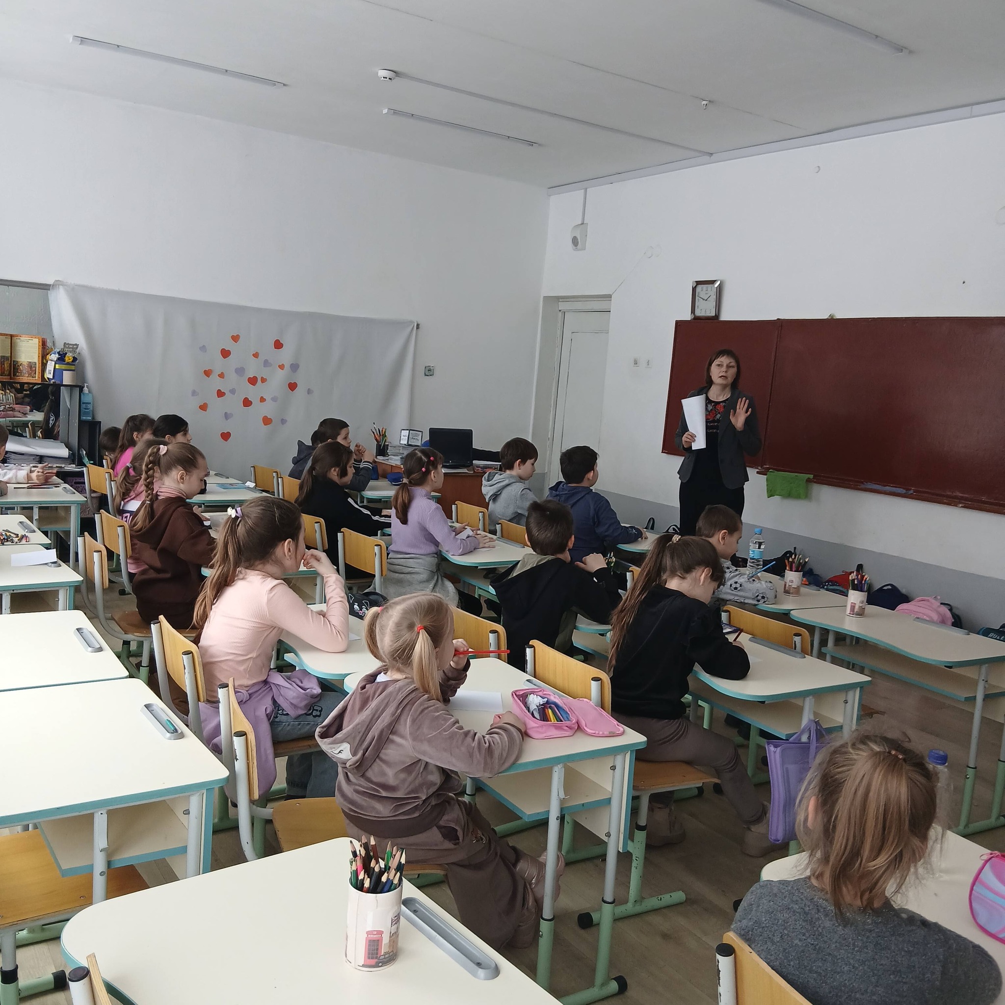 На зображенні може бути: навчання